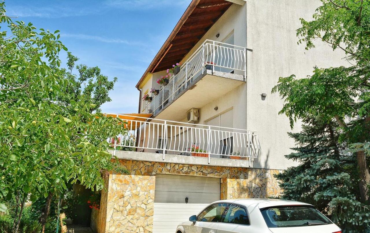 Apartments With A Parking Space Smrika, Kraljevica - 15709 Екстер'єр фото