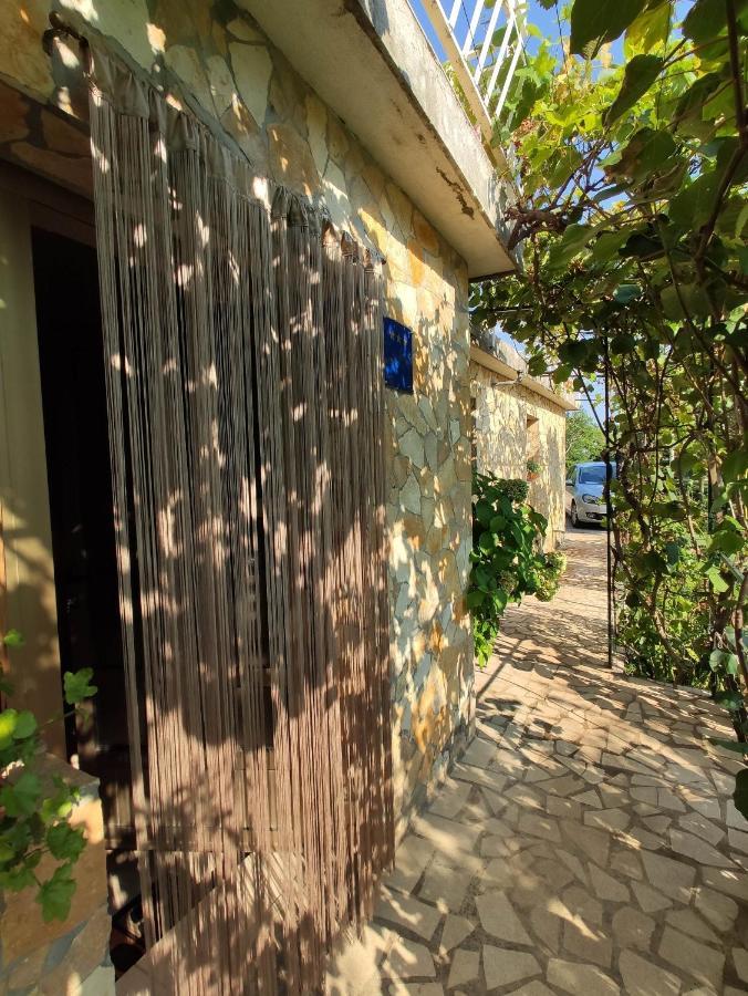 Apartments With A Parking Space Smrika, Kraljevica - 15709 Екстер'єр фото